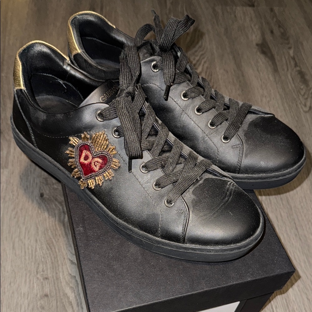 Black Leather Men's Sneakers with Red Heart Patch